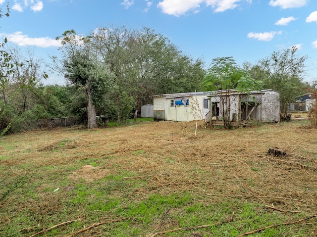 116 Fox Run, Whitney, TX 76692 - view of yard featuring an outbuilding