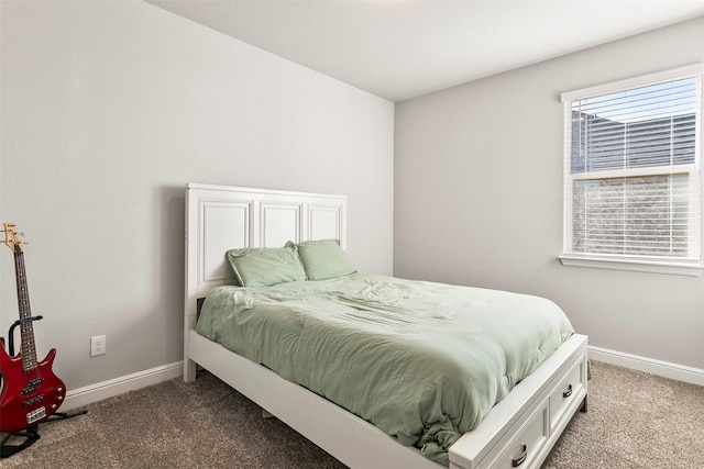 bedroom with carpet