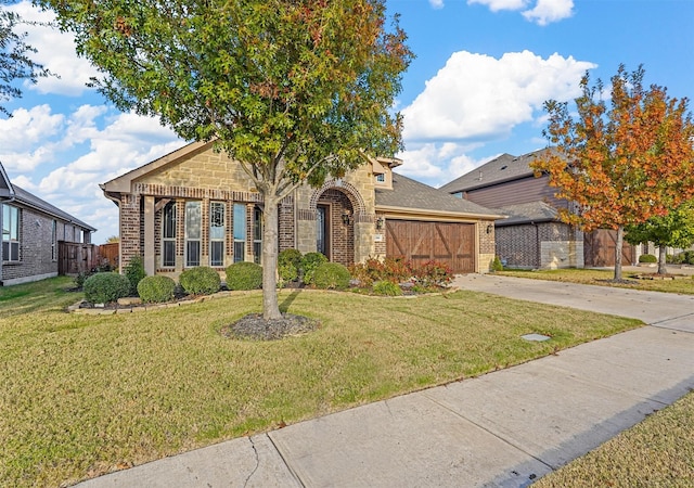 view of front of house with a front yard