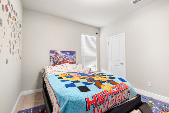 bedroom featuring carpet floors