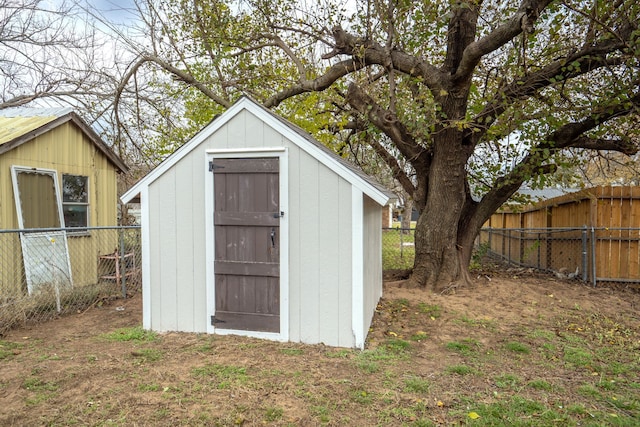 view of outdoor structure