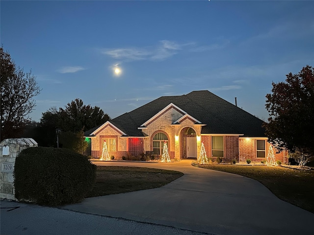 view of front of house