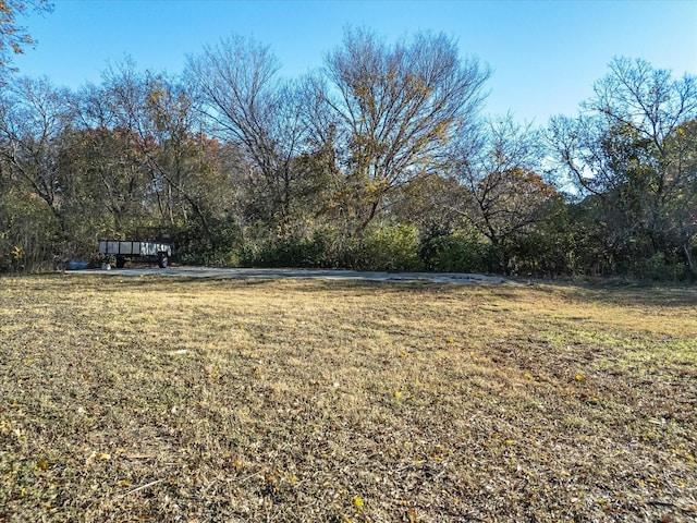 Listing photo 3 for 124 Spencer St, Waxahachie TX 75165