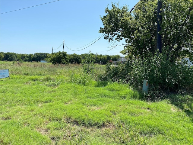 Listing photo 2 for 500AND504 N Baugh, Alvarado TX 76009