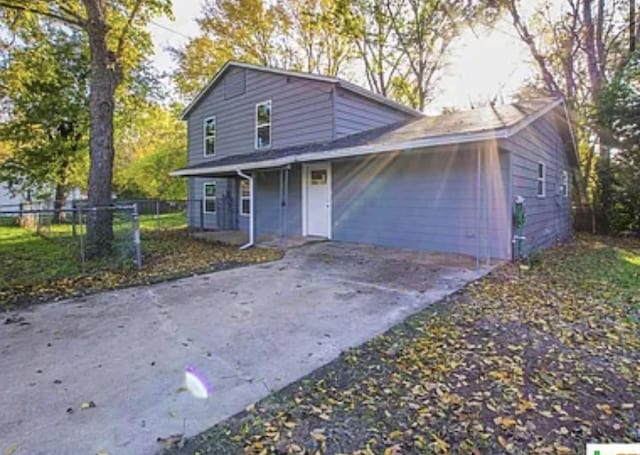 view of front of house