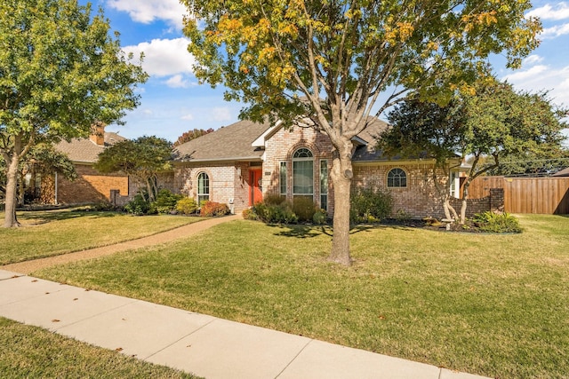 view of front of property with a front yard