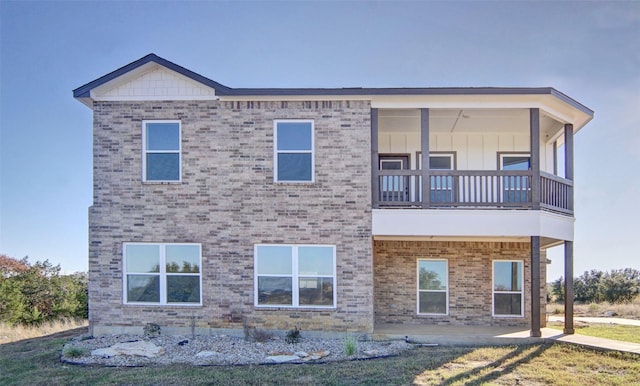 1186 Rawhide Rdg, Possum Kingdom Lake, TX 76449 - view of front of home with a balcony and a patio area