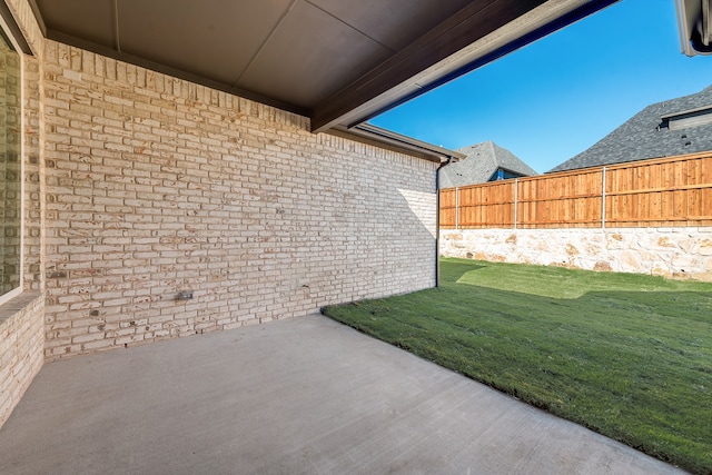 912 Shady Oaks Dr, Rockwall, TX 75087 - view of patio / terrace