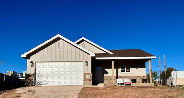 craftsman-style house featuring a garage