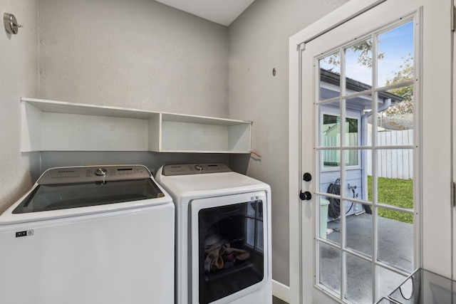 laundry area featuring washer and clothes dryer