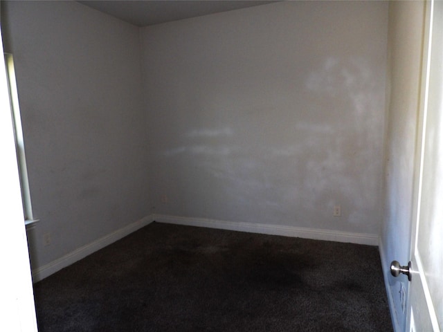 empty room with carpet