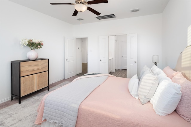 bedroom featuring ceiling fan