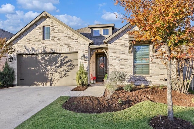 view of front of house featuring a garage