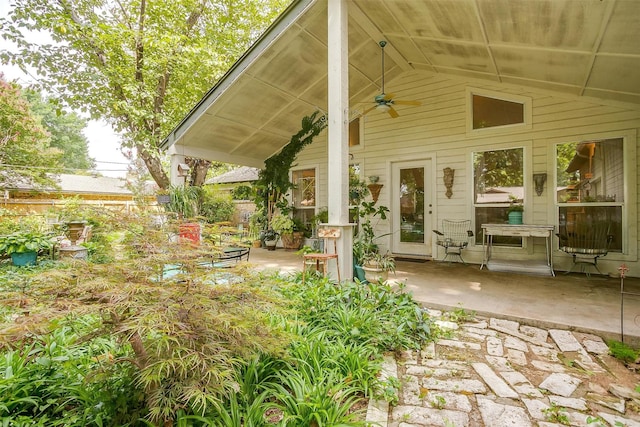 512 N Parkridge Dr, Mansfield, TX 76063 - view of patio / terrace featuring a ceiling fan