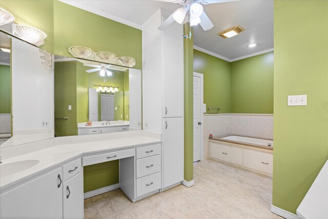206 N Bouldin St, Hamilton, TX 76531 - bathroom with a tub, crown molding, vanity, and ceiling fan