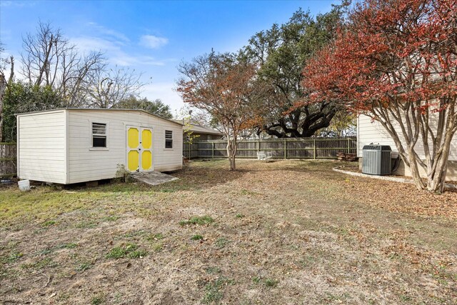 206 N Bouldin St, Hamilton, TX 76531 - view of yard with an outdoor structure and central AC unit