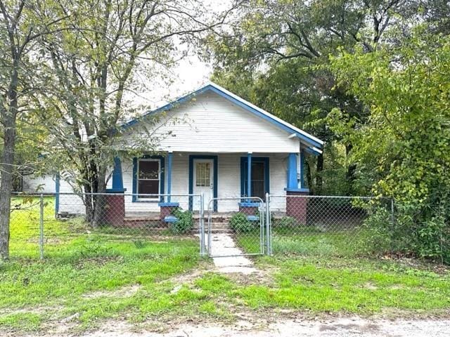 bungalow with a porch