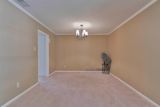 unfurnished room with carpet flooring, crown molding, a textured ceiling, and an inviting chandelier