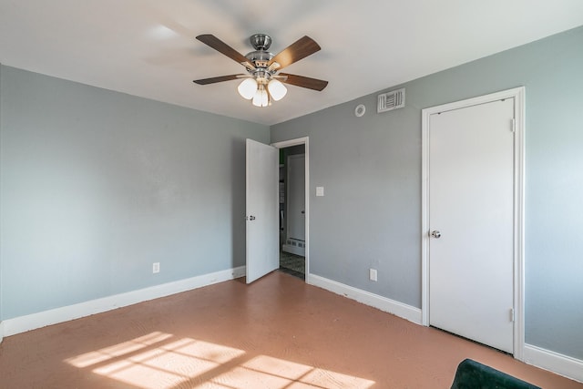 unfurnished bedroom with ceiling fan