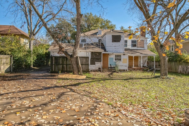 view of front of home