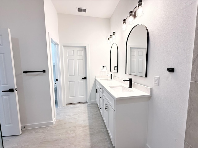 bathroom with vanity