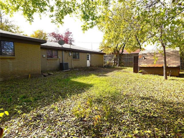 view of yard featuring cooling unit