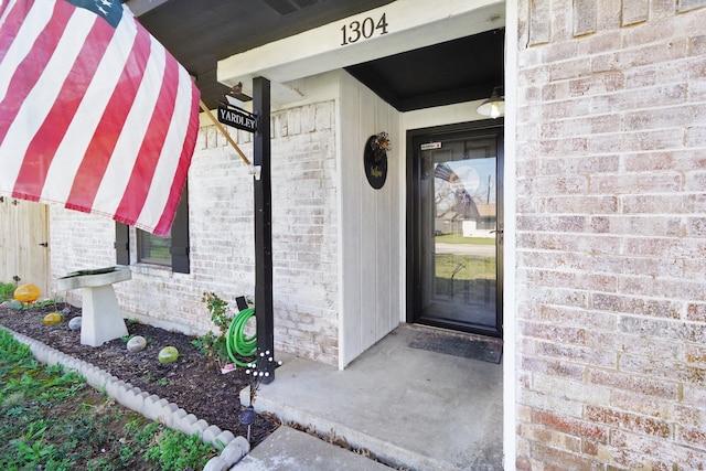 view of entrance to property