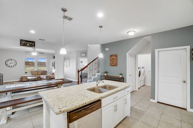 laundry room featuring independent washer and dryer