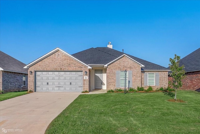 view of front facade featuring a garage and a front yard