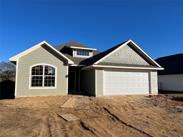 view of front facade with a garage