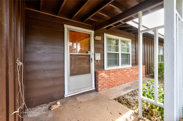 view of property entrance