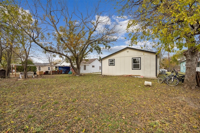 exterior space with a yard