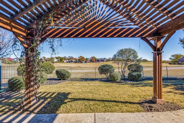 view of yard featuring a pergola