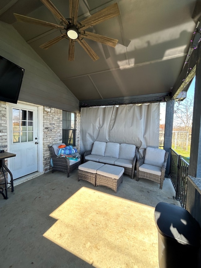 view of patio featuring ceiling fan