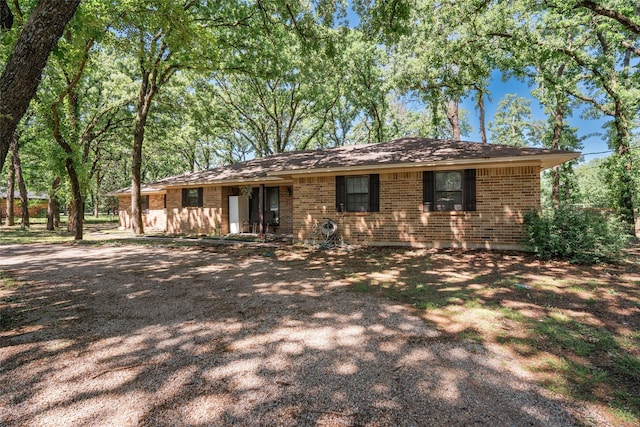 508 Squires Ln, Krugerville, TX 76227 - ranch-style home with brick siding