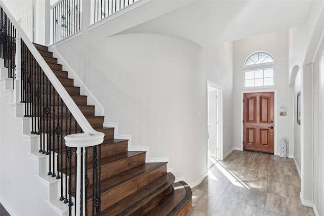 entryway featuring a high ceiling