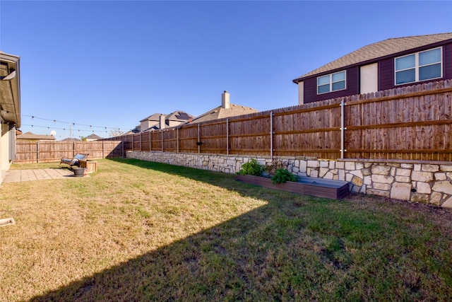 view of yard with a patio