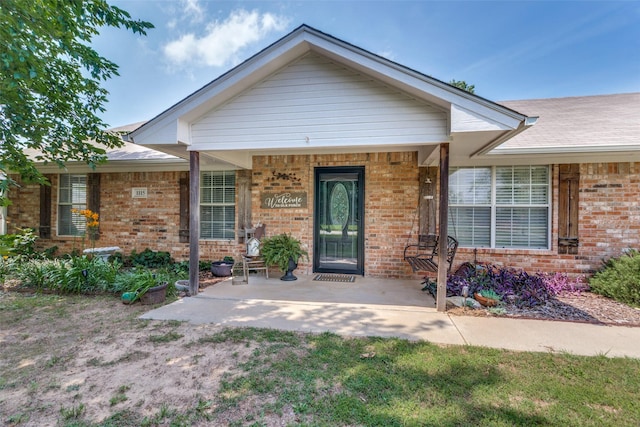 view of front of house featuring covered porch