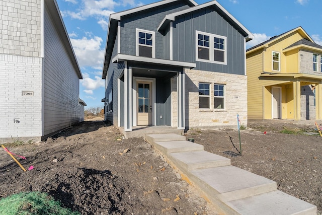 view of front of house