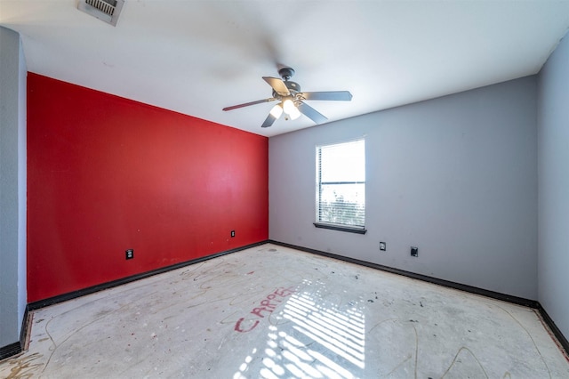 unfurnished room featuring ceiling fan