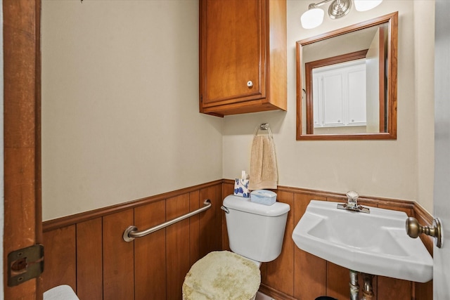 bathroom with toilet and sink