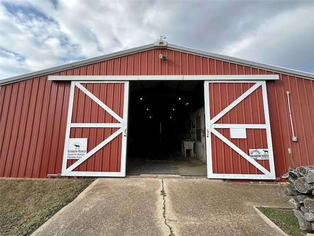 view of outdoor structure