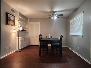 dining area featuring ceiling fan