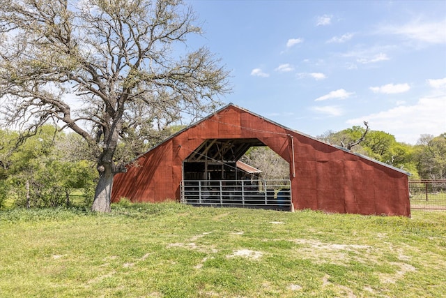 view of outdoor structure