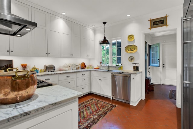 kitchen featuring hanging light fixtures, stainless steel appliances, island exhaust hood, crown molding, and white cabinets