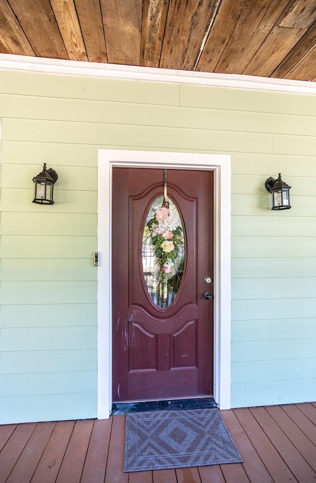 view of property entrance