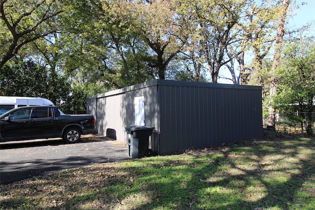 view of outdoor structure