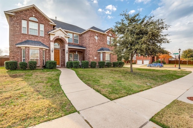 view of front of house with a front lawn