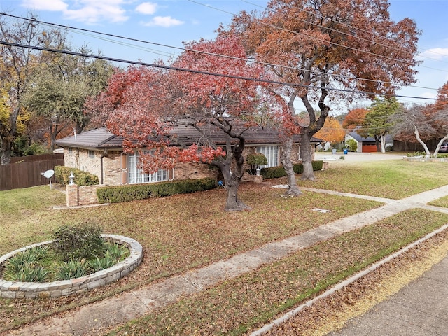 view of front of house with a front yard