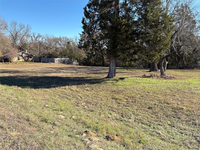 Listing photo 2 for 0001 N Main St, Winnsboro TX 75494